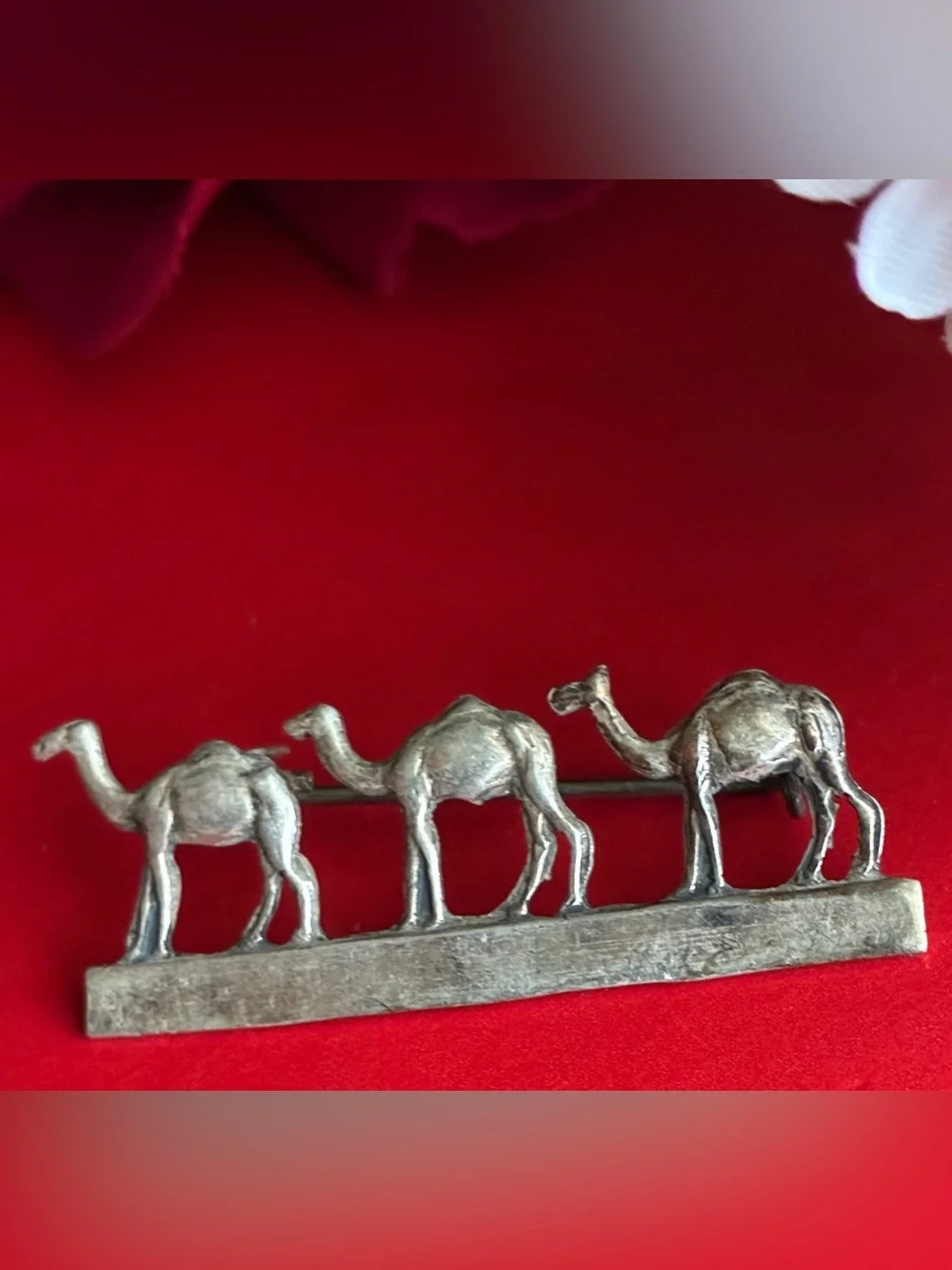 Vintage Silver Camel Caravan Brooch